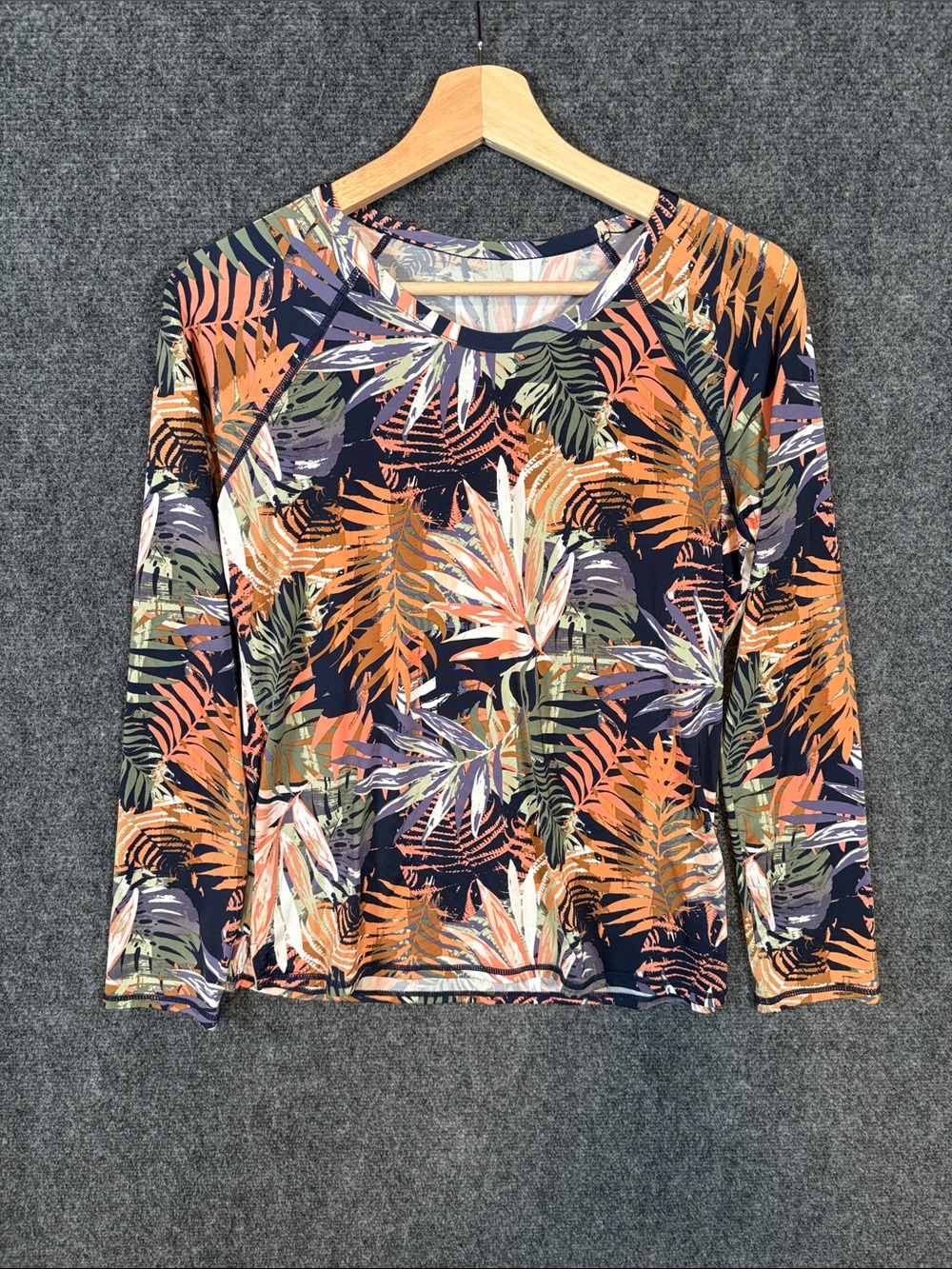 Garnet Hill Women's Long-Sleeve Tropical Print Rash Guard Orange & Green 
Size:M